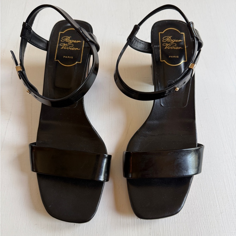 ROGER VIVIER PARIS Sandals Heels Camel & Black Leather Sz 40 Buckle Scrappy - Picture 2 of 8